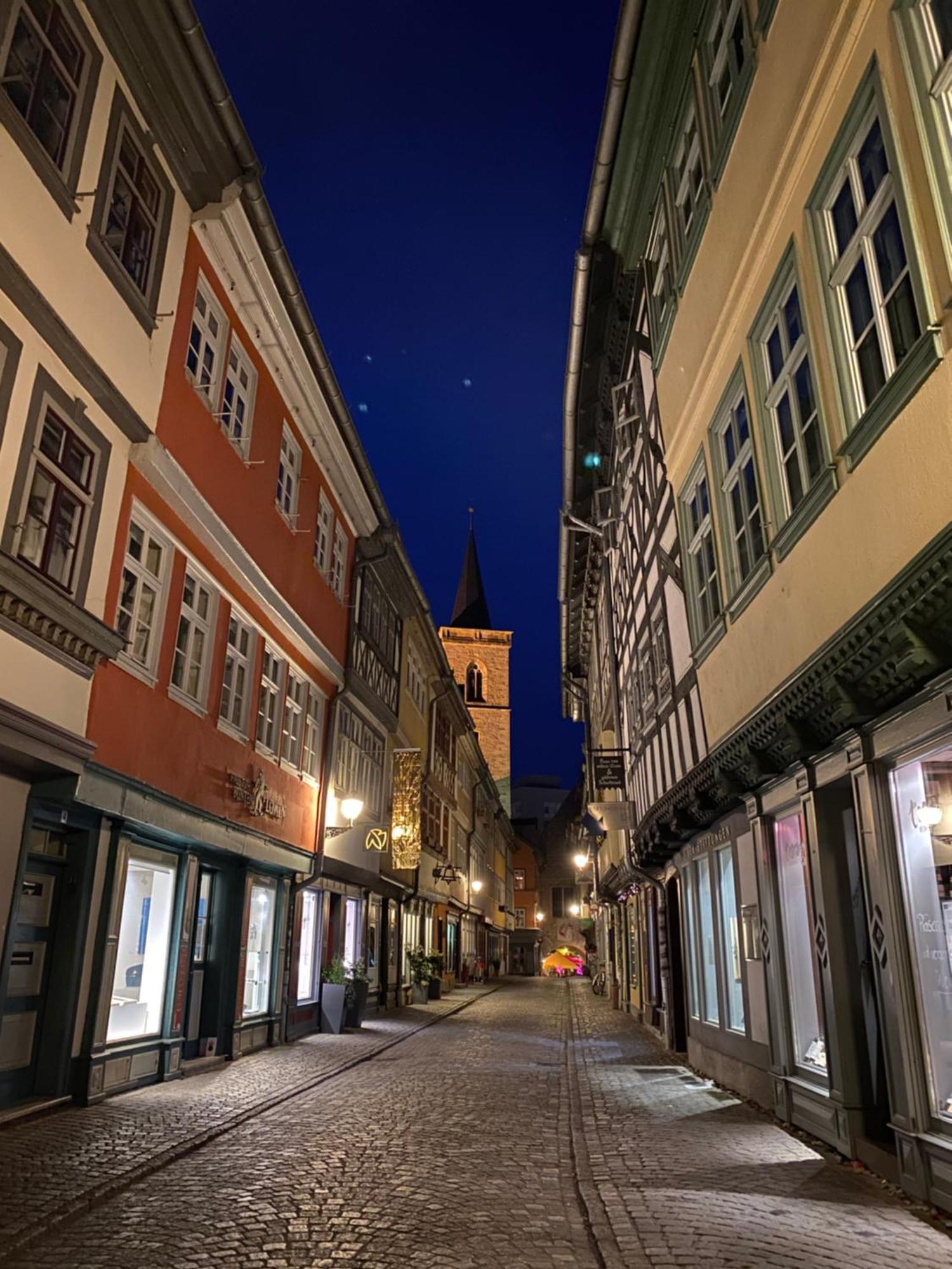 Ferienwohnung Augenblick - Stylisches Apartment In Der Besten Altstadtlage Von Erfurt Zewnętrze zdjęcie